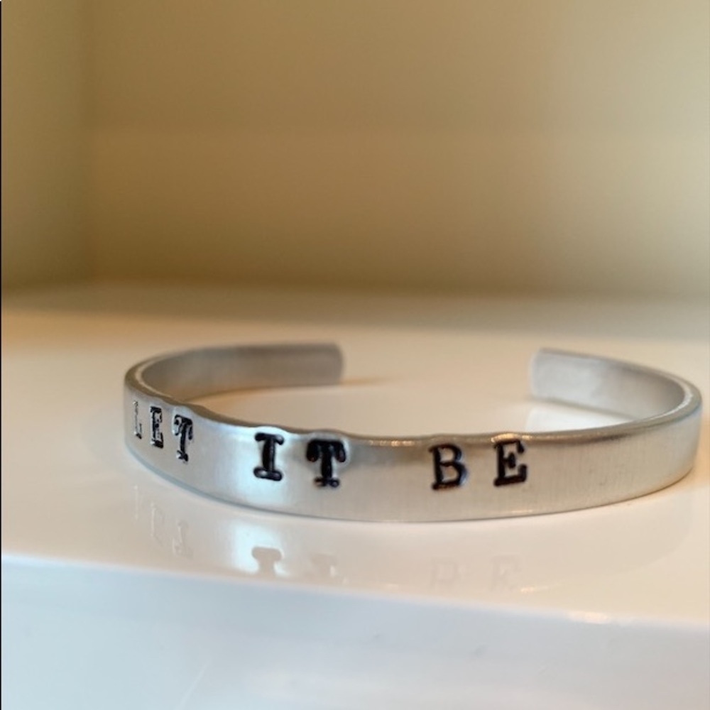 🌼Rustic “LET IT BE” metal bracelet